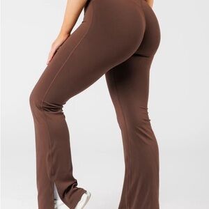 Paragon Reluna Original Sculptseam Stampede Flare Pants 31”